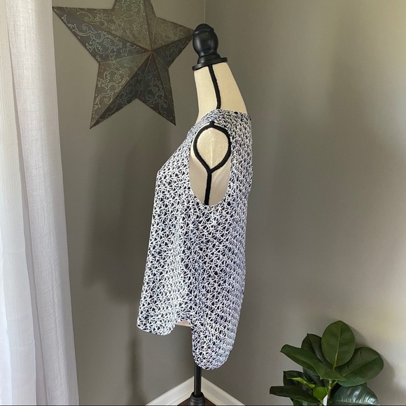 Michael Kors Sheer Sleeveless Blouse Blue Sz Medium - Picture 4 of 10